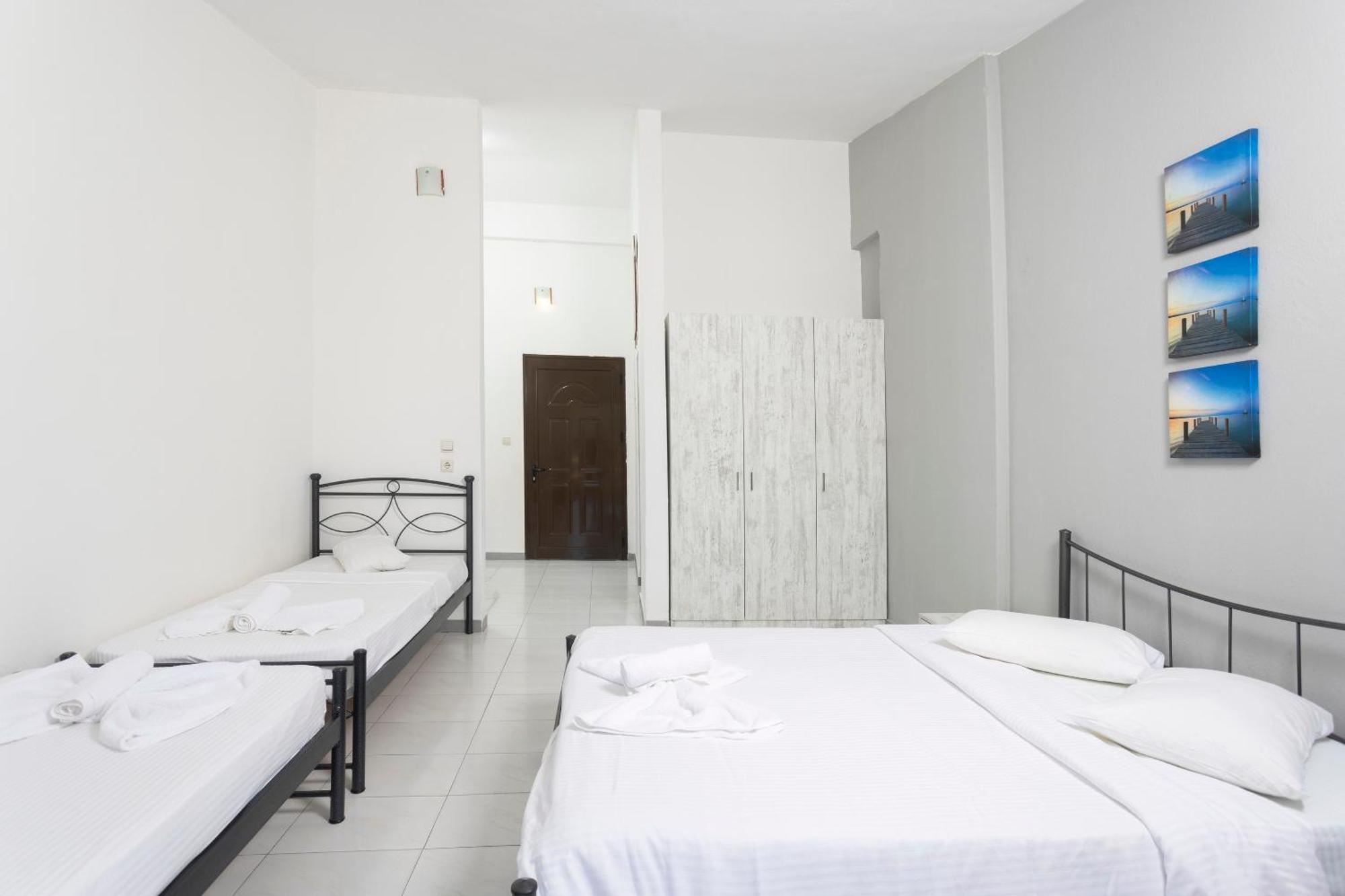 Jenny Hotel Siviri Eksteriør billede