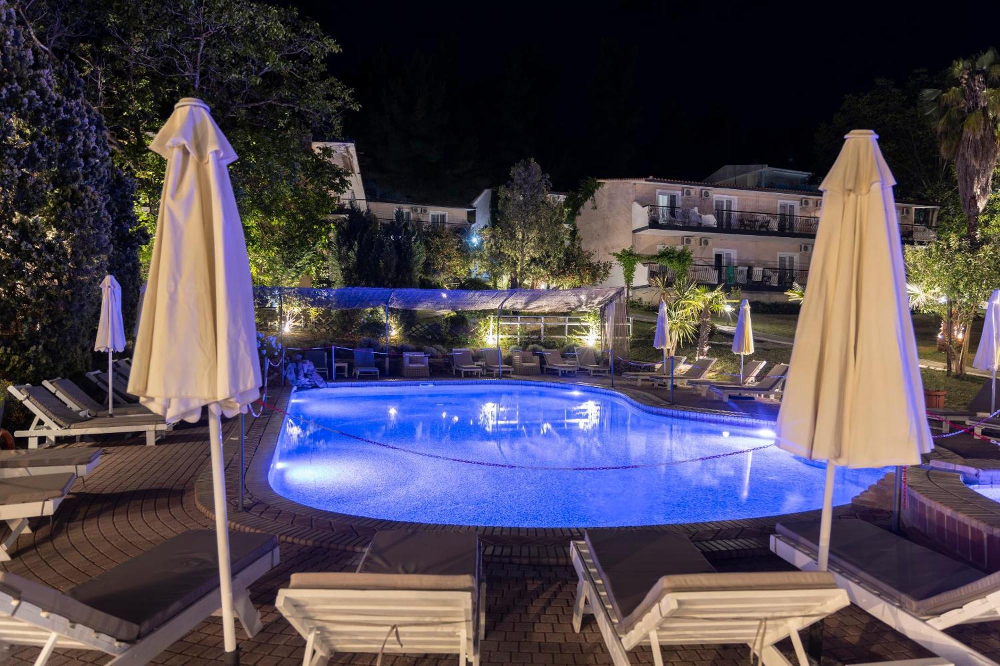 Jenny Hotel Siviri Eksteriør billede
