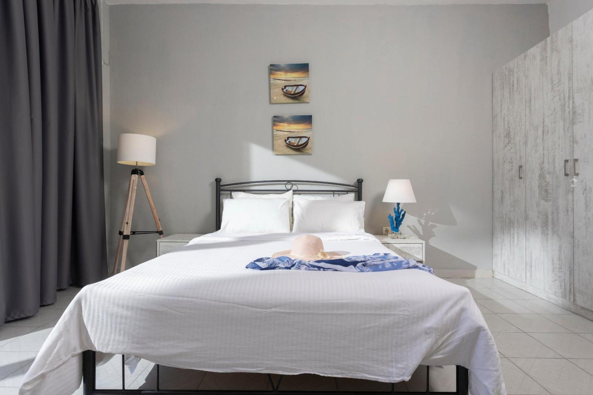 Jenny Hotel Siviri Eksteriør billede